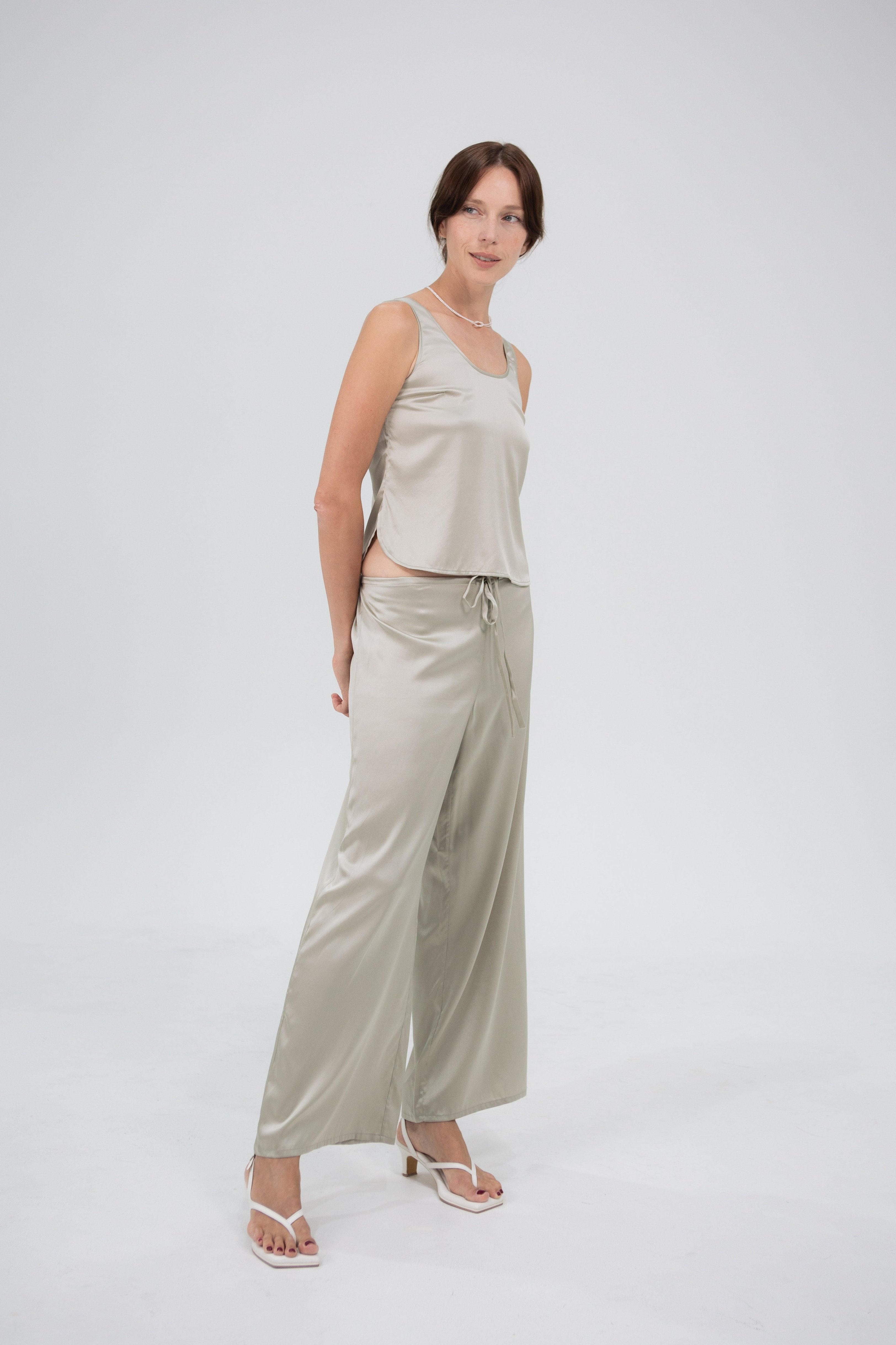 Frieda Curved Hem Tank