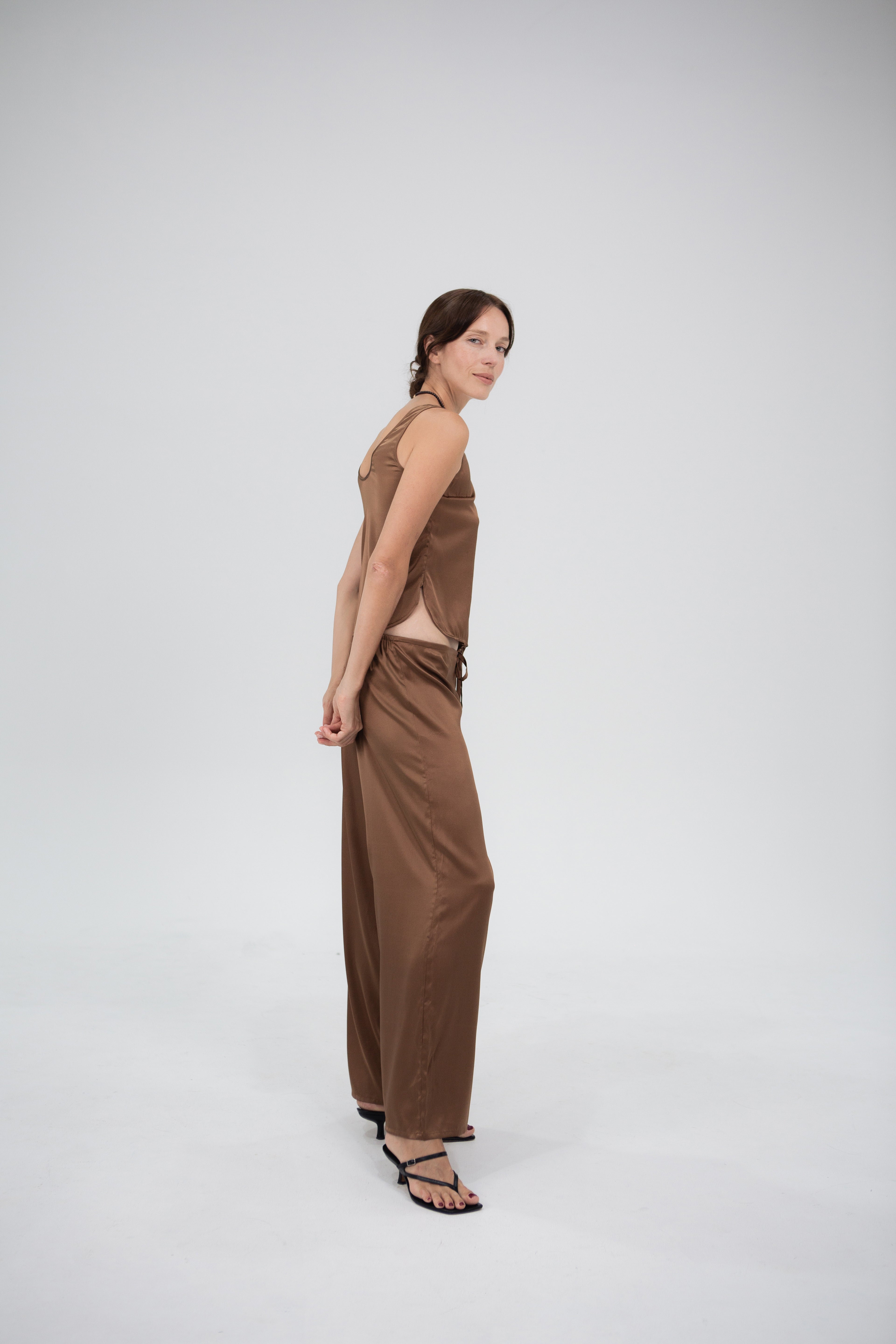 Frieda Curved Hem Tank